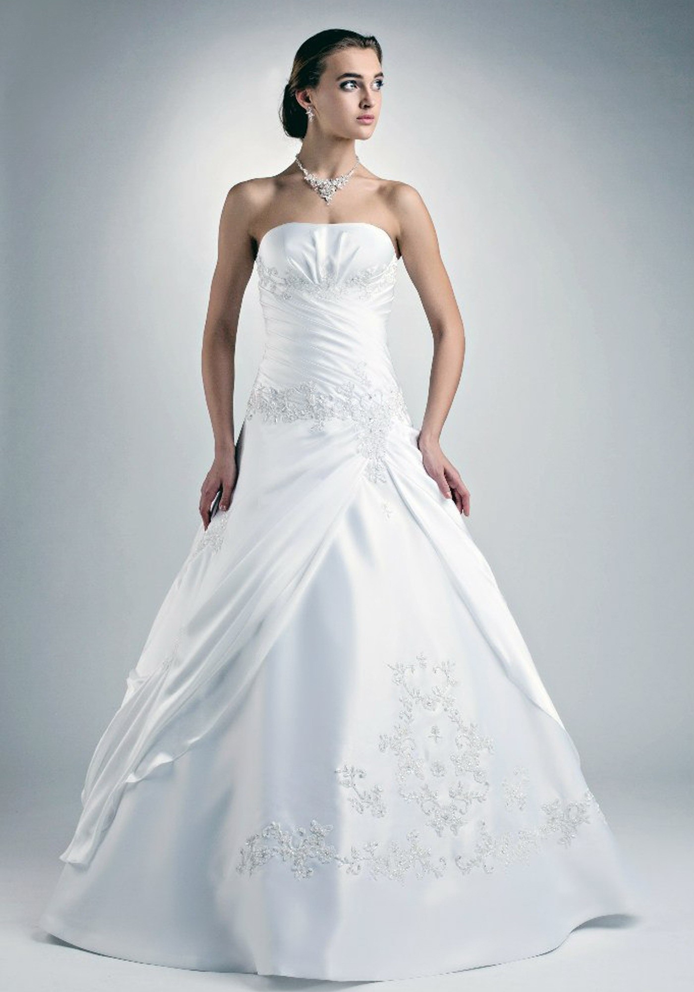 Каталог свадебных платьев - коллекция Darling - Мод. 8.0-1144 | Lily`s