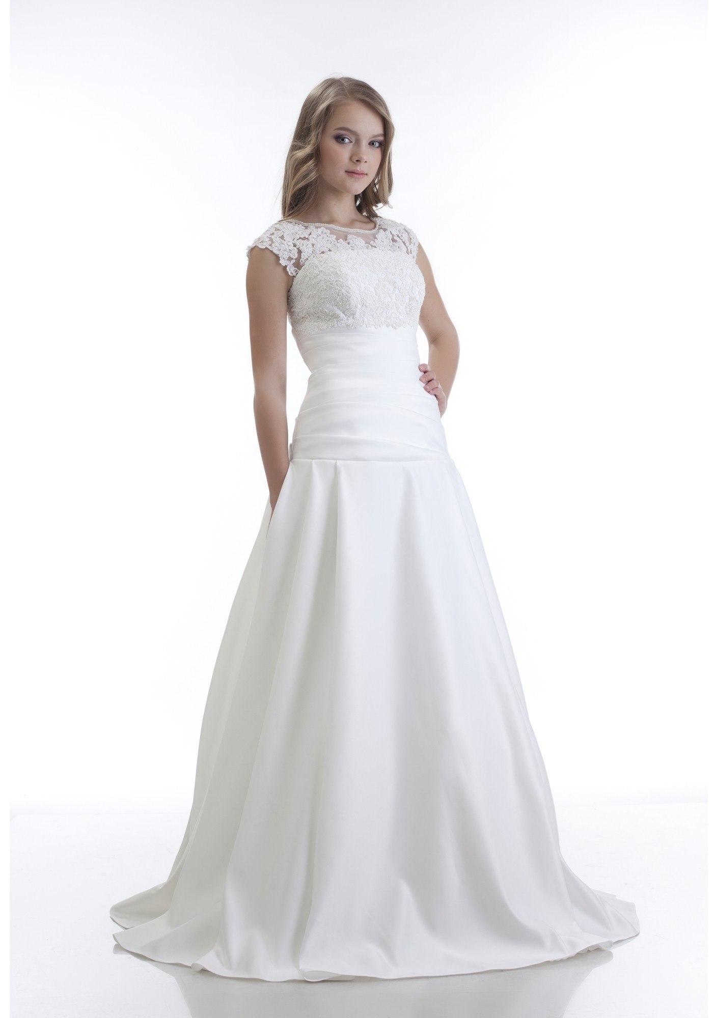 Каталог свадебных платьев - коллекция Fiore - Мод. 183 | Lily`s