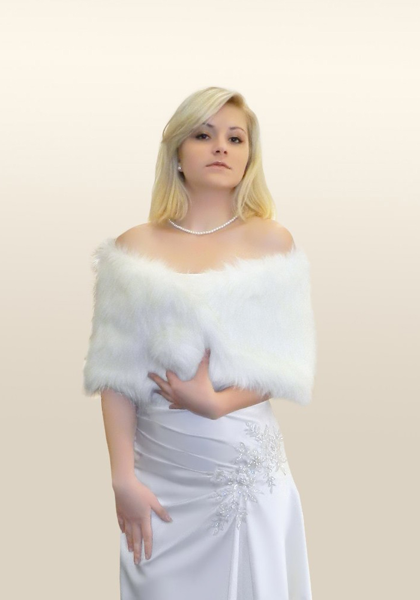 Аксессуары - каталог свадебных шубок - шубка 17f68 | Lily`s