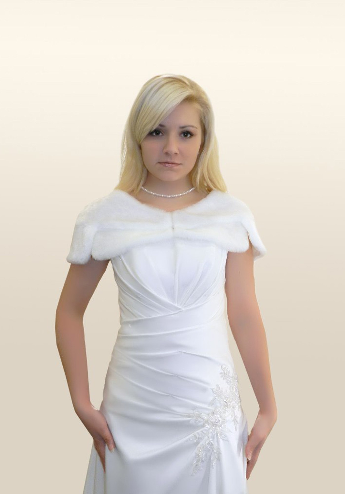 Аксессуары - каталог свадебных шубок - шубка 18f53 | Lily`s